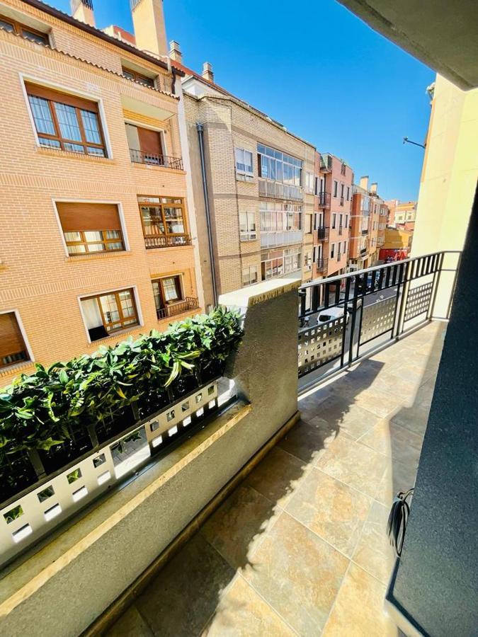 La Casa Del Rock Leilighet Aranda de Duero Eksteriør bilde